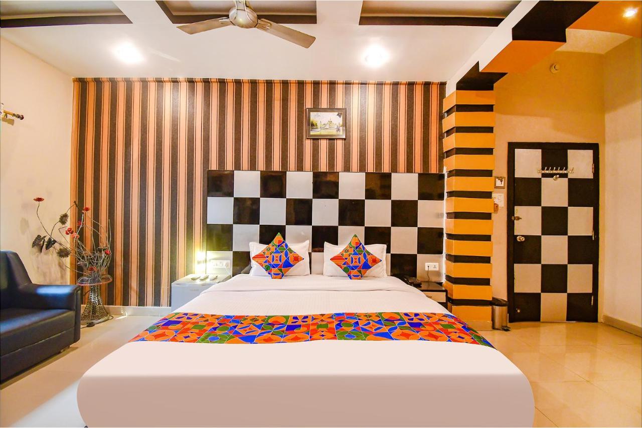 Fabhotel Prime Rockstar Suites Calcuta Exterior foto