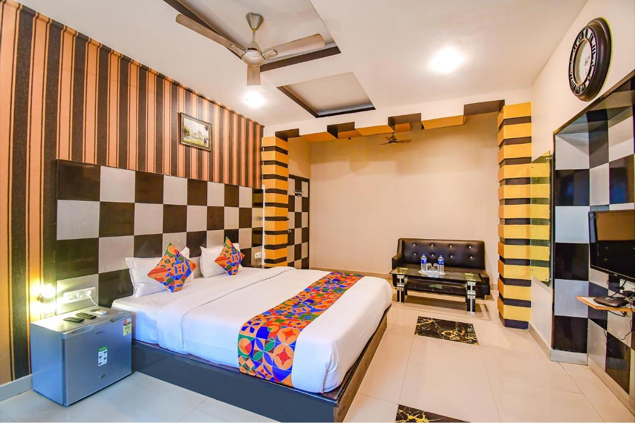 Fabhotel Prime Rockstar Suites Calcuta Exterior foto