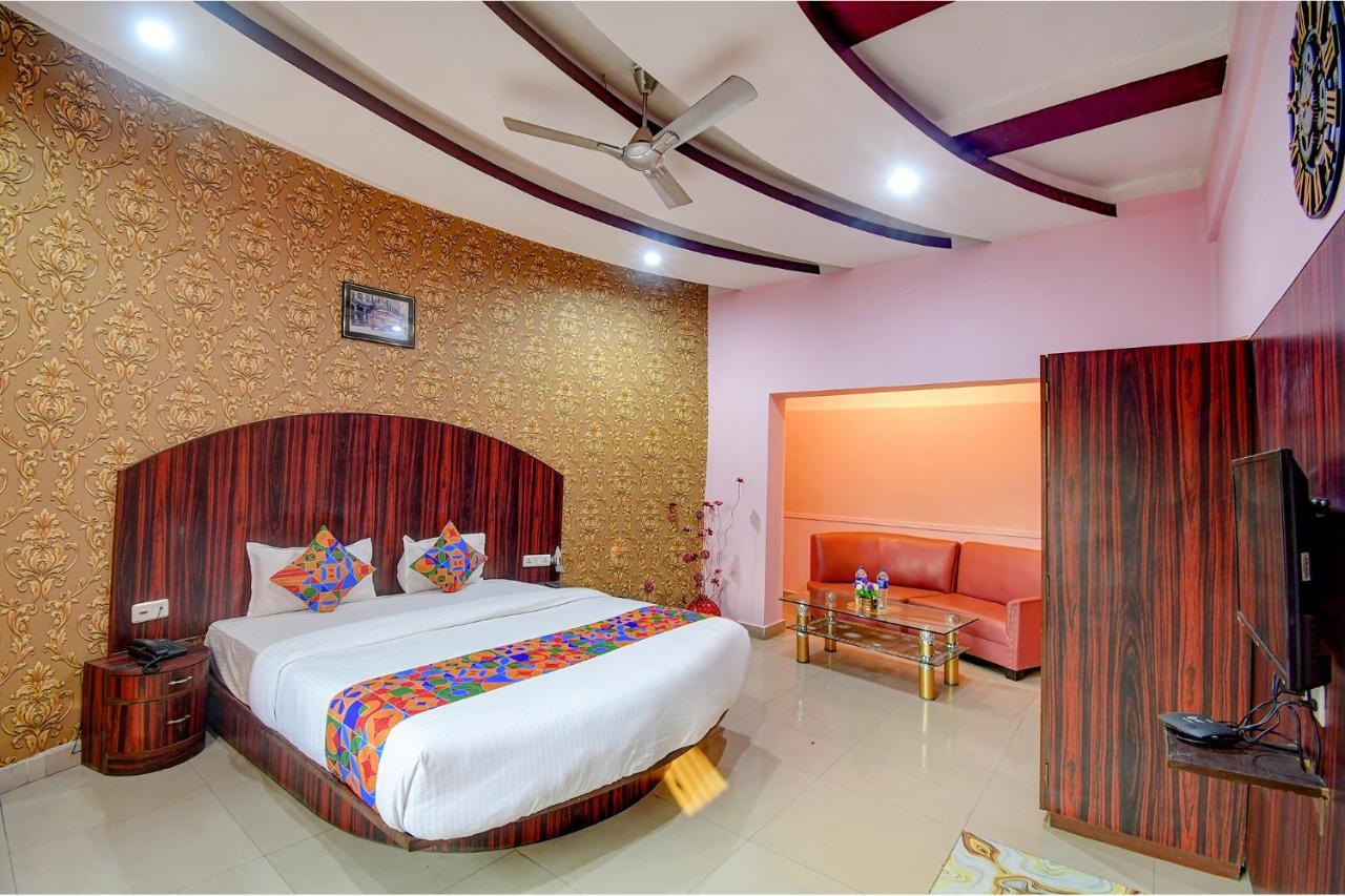 Fabhotel Prime Rockstar Suites Calcuta Exterior foto